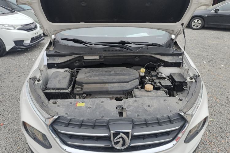 Used Baojun 510 2017 1.5L Automatic Luxury Model Engine Bay