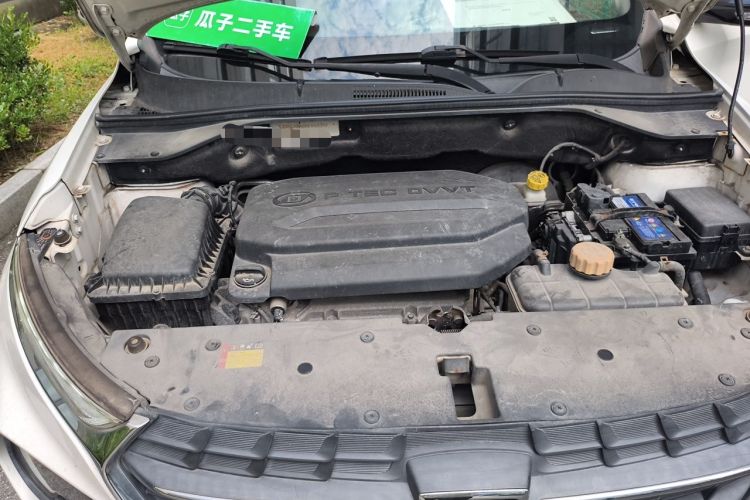 Used Baojun 510 2017 1.5L Automatic Luxury Model Engine Bay