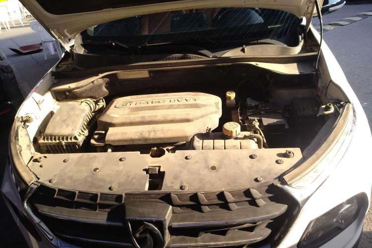 Used Baojun 510 2017 1.5L Manual Luxury Model Engine Bay