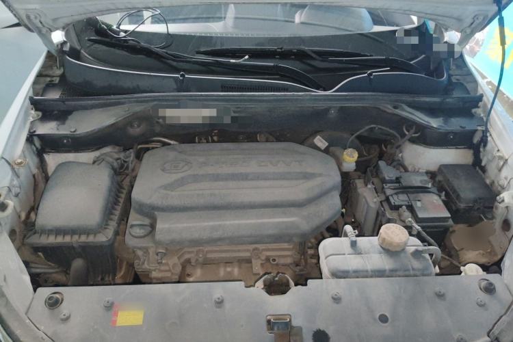 Used Baojun 510 2017 1.5L manual Comfort trim Engine Bay