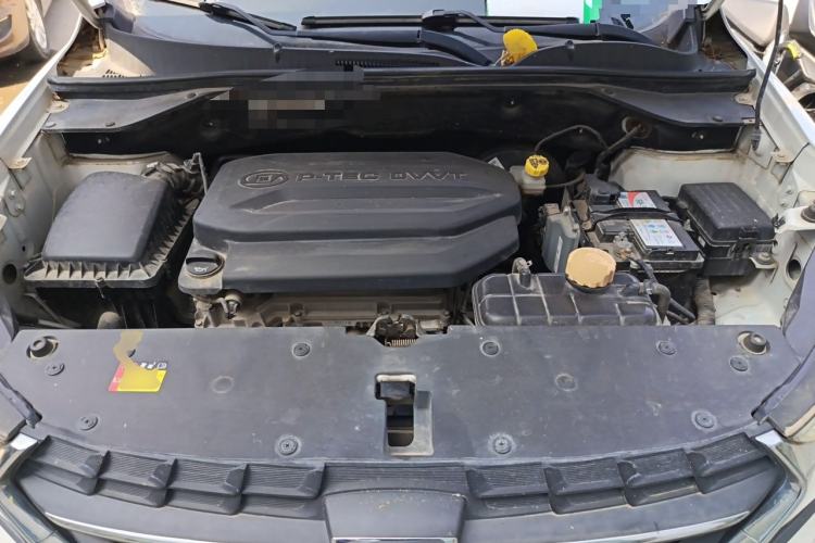 Used Baojun 510 2017 1.5L Manual Luxury Model Engine Bay