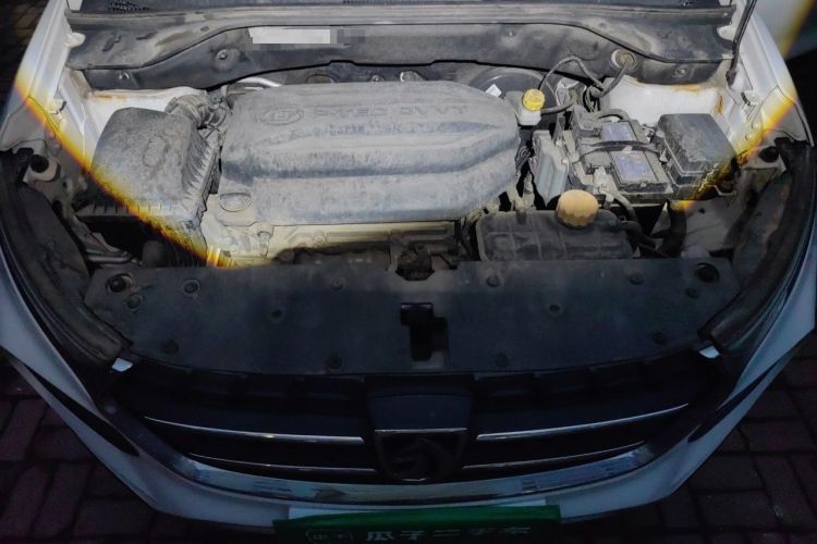 Used Baojun 510 2017 1.5L Manual Fashion Model Engine Bay