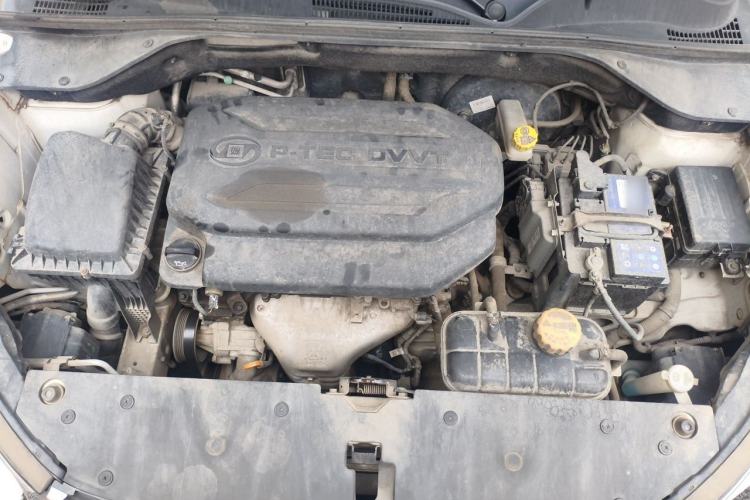 Used Baojun 510 2017 1.5L Manual Fashion Model Engine Bay