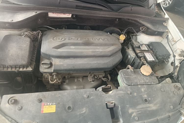 Used Baojun 510 2017 1.5L Manual Fashion Model Engine Bay