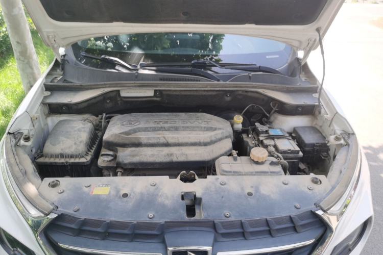 Used Baojun 510 2017 1.5L Manual Fashion Model Engine Bay