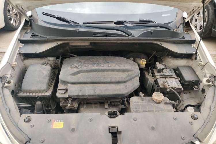 Used Baojun 510 2017 1.5L Manual Luxury Model Engine Bay