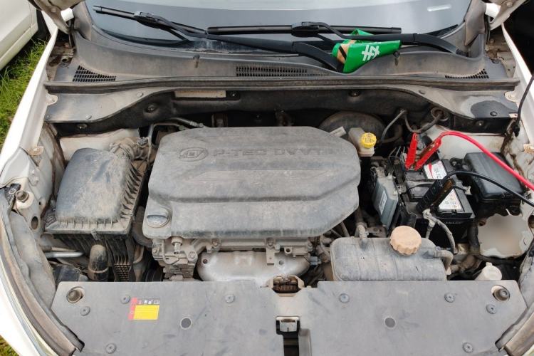 Used Baojun 510 2017 1.5L Manual Fashion Model Engine Bay
