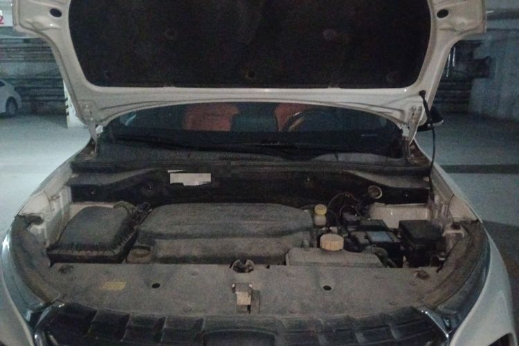 Used Baojun 510 2017 1.5L Automatic Luxury Model Engine Bay