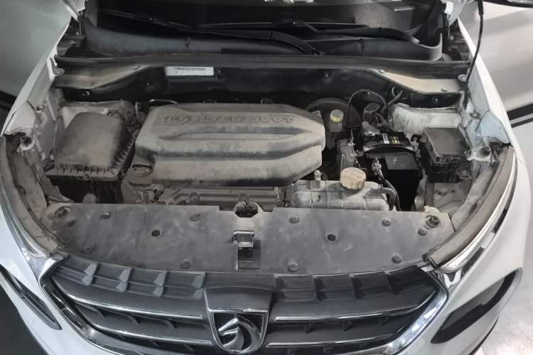 Used Baojun 510 2017 1.5L Manual Luxury Model Engine Bay