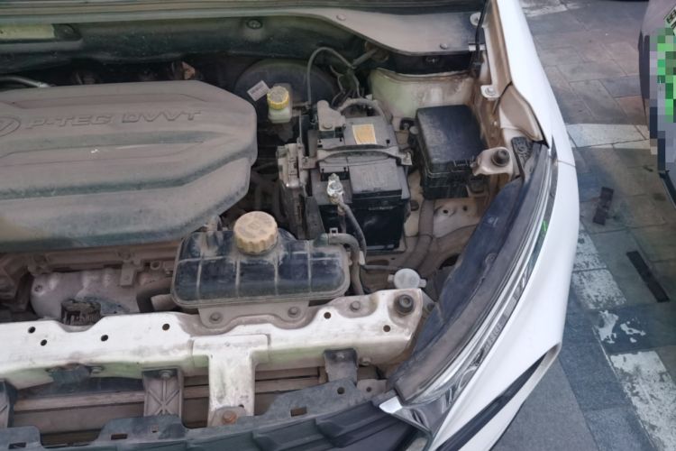 Used Baojun 510 2017 1.5L Automatic Luxury Model Engine Bay Left