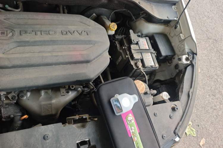 Used Baojun 510 2017 1.5L Manual Luxury Model Engine Bay Left