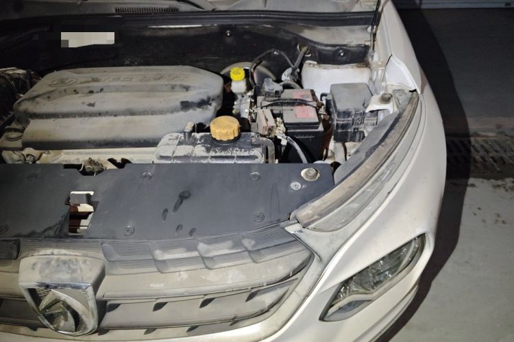 Used Baojun 510 2017 1.5L manual Comfort trim Engine Bay Left