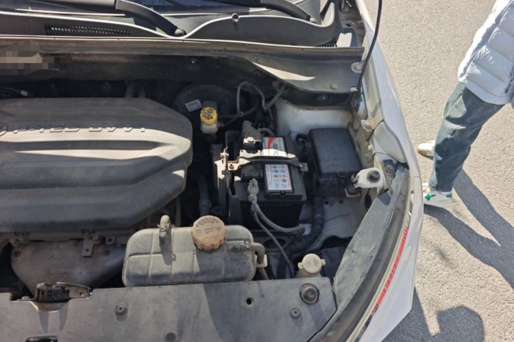 Used Baojun 510 2017 1.5L Manual Luxury Model Engine Bay Left