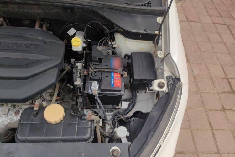 Used Baojun 510 2017 1.5L Automatic Luxury Model Engine Bay Left