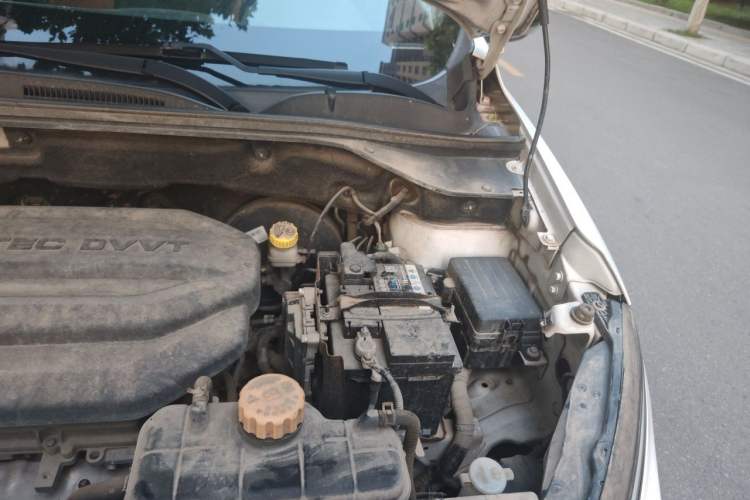 Used Baojun 510 2017 1.5L Automatic Luxury Model Engine Bay Left