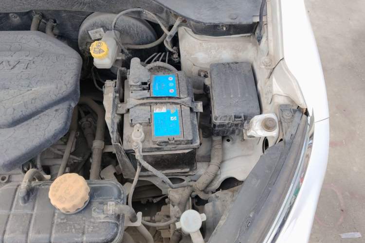 Used Baojun 510 2017 1.5L Manual Luxury Model Engine Bay Left