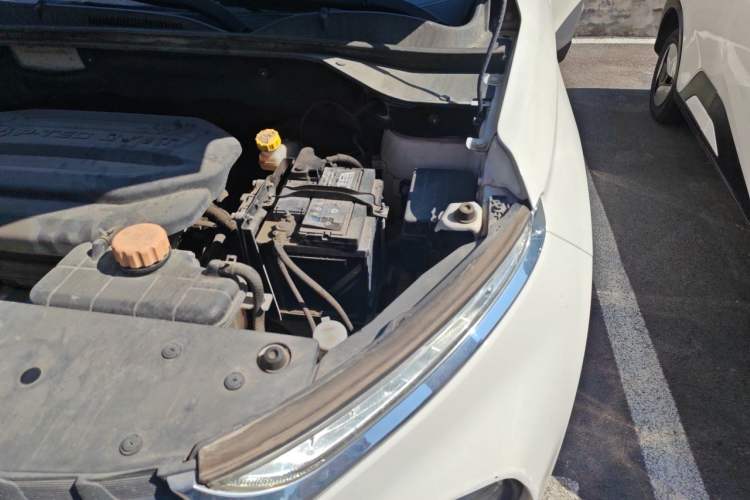 Used Baojun 510 2017 1.5L Automatic Luxury Model Engine Bay Left