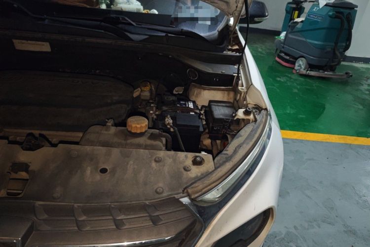 Used Baojun 510 2017 1.5L Manual Luxury Model Engine Bay Left
