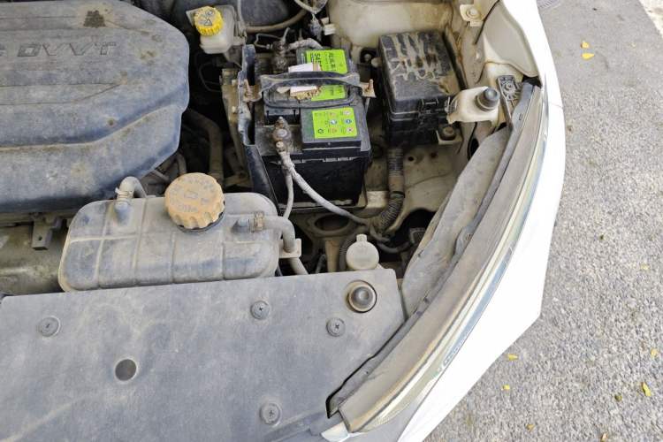 Used Baojun 510 2017 1.5L manual Comfort trim Engine Bay Left