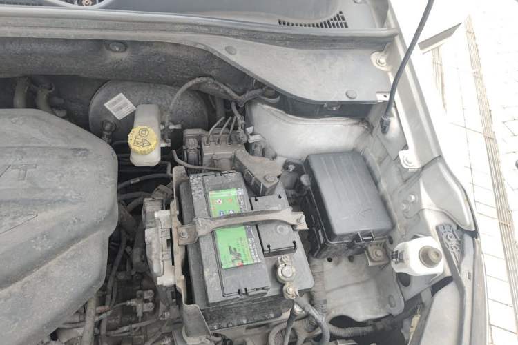 Used Baojun 510 2017 1.5L Automatic Luxury Model Engine Bay Left