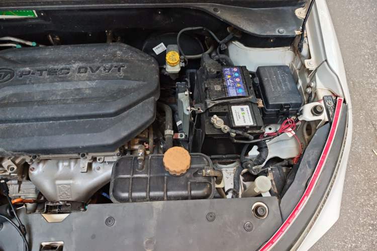 Used Baojun 510 2017 1.5L Manual Luxury Model Engine Bay Left