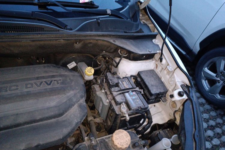 Used Baojun 510 2017 1.5L Manual Luxury Model Engine Bay Left