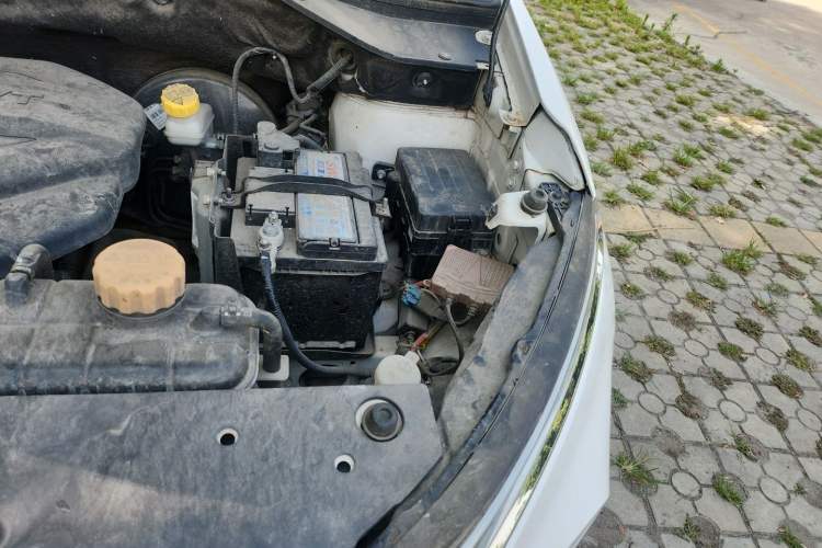 Used Baojun 510 2017 1.5L Manual Luxury Model Engine Bay Left