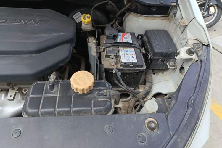 Used Baojun 510 2017 1.5L Manual Luxury Model Engine Bay Left