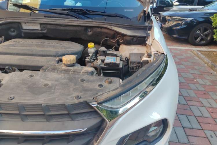 Used Baojun 510 2017 1.5L Automatic Luxury Model Engine Bay Left