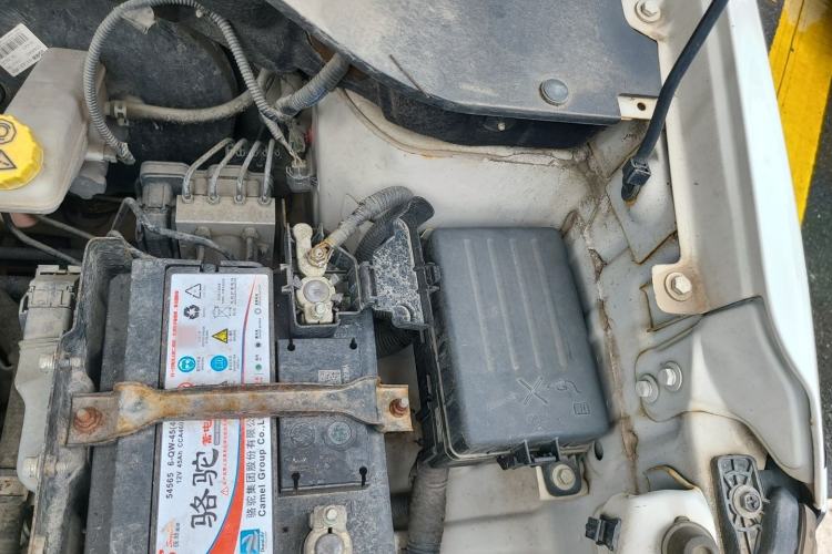 Used Baojun 510 2017 1.5L Manual Fashion Model Engine Bay Left