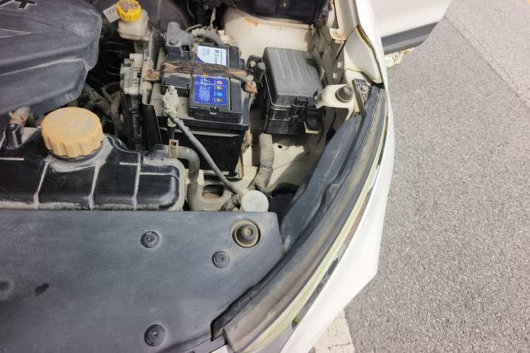 Used Baojun 510 2017 1.5L Automatic Luxury Model Engine Bay Left