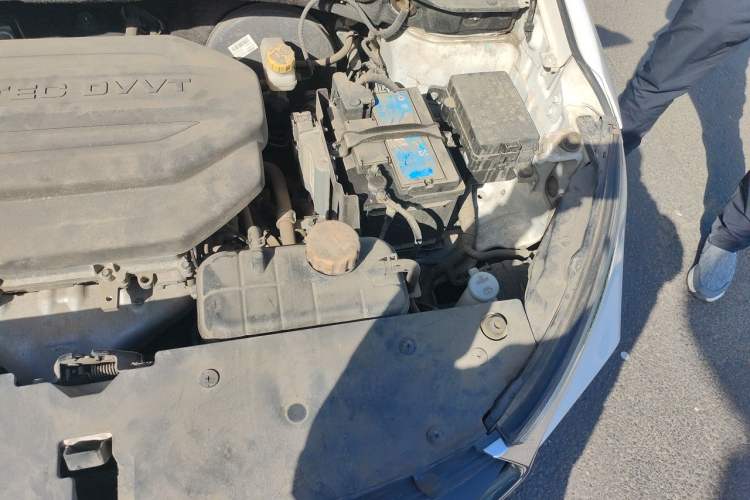 Used Baojun 510 2017 1.5L Manual Luxury Model Engine Bay Left