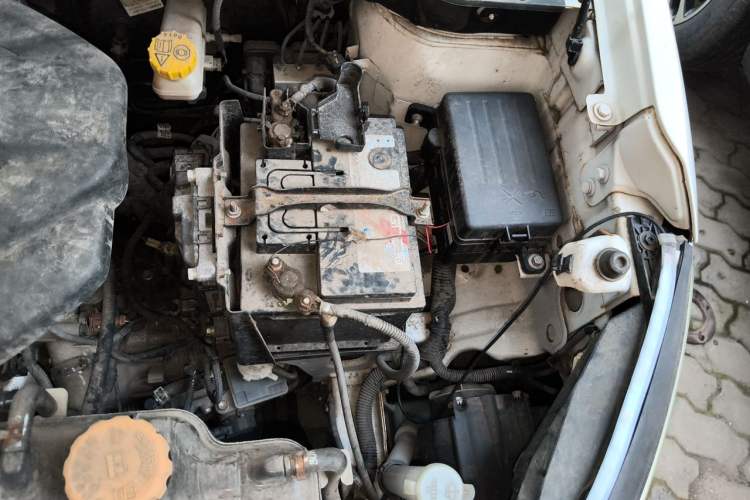 Used Baojun 510 2017 1.5L Automatic Luxury Model Engine Bay Left