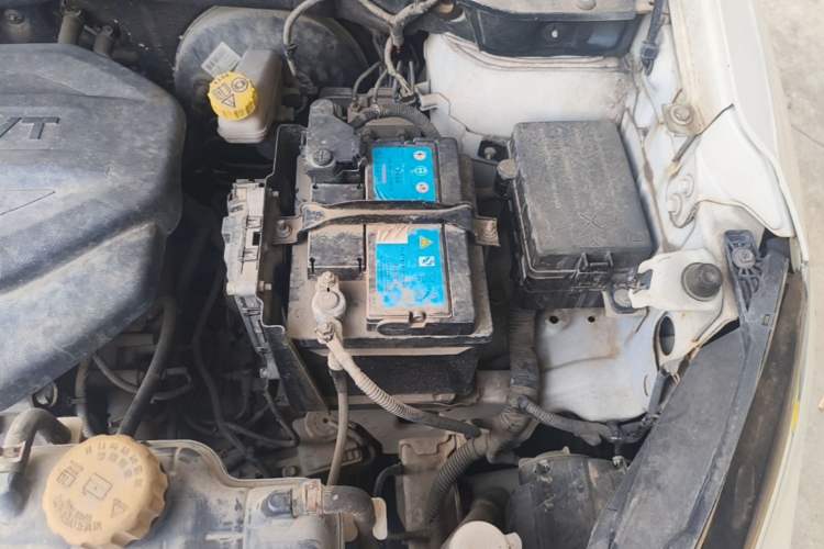 Used Baojun 510 2017 1.5L Automatic Luxury Model Engine Bay Left
