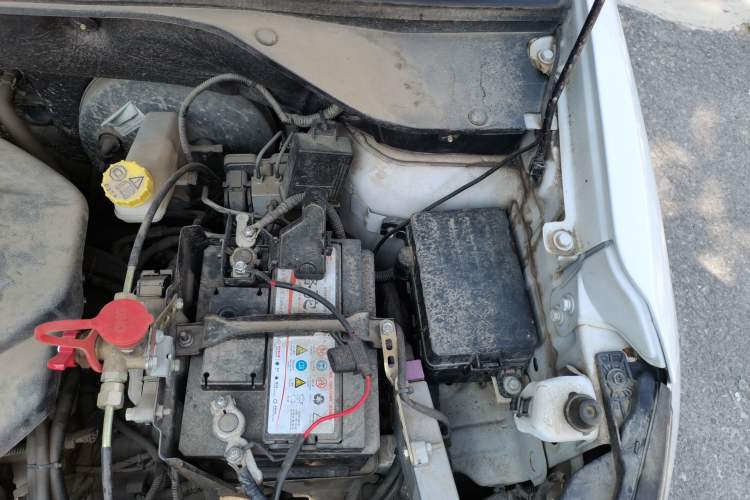 Used Baojun 510 2017 1.5L Automatic Luxury Model Engine Bay Left