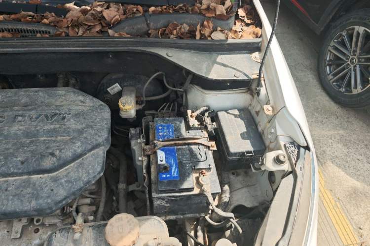 Used Baojun 510 2017 1.5L Manual Luxury Model Engine Bay Left