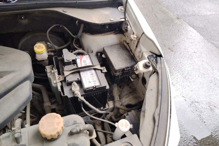 Used Baojun 510 2017 1.5L Manual Luxury Model Engine Bay Left