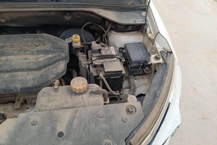 Used Baojun 510 2017 1.5L Manual Luxury Model Engine Bay Left
