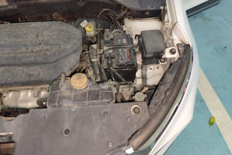 Used Baojun 510 2017 1.5L Automatic Luxury Model Engine Bay Left