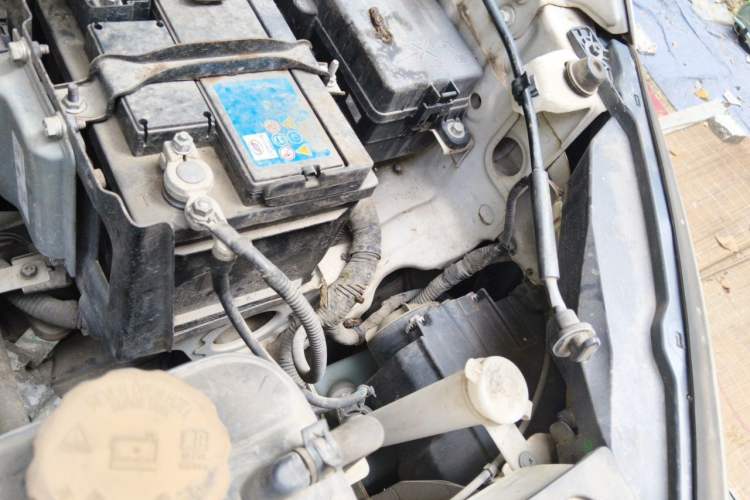 Used Baojun 510 2017 1.5L Manual Luxury Model Engine Bay Left