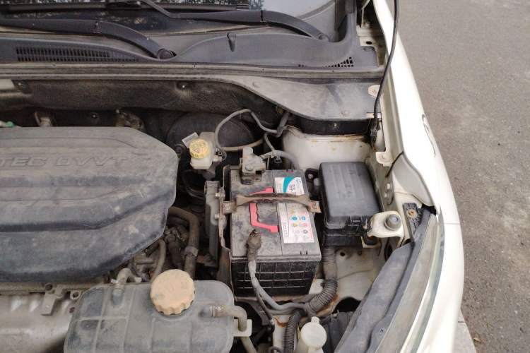 Used Baojun 510 2017 1.5L Manual Luxury Model Engine Bay Left