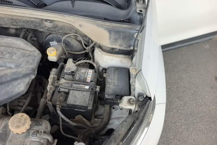 Used Baojun 510 2017 1.5L Manual Luxury Model Engine Bay Left