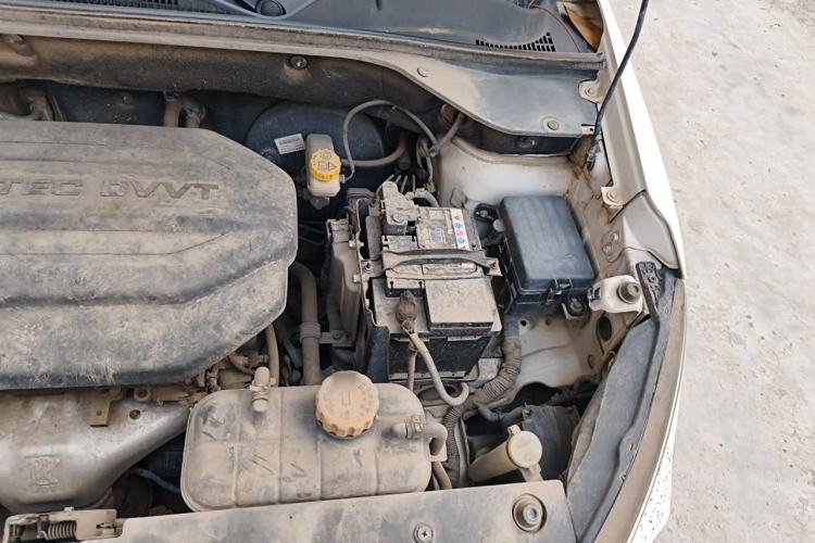 Used Baojun 510 2017 1.5L Manual Luxury Model Engine Bay Left