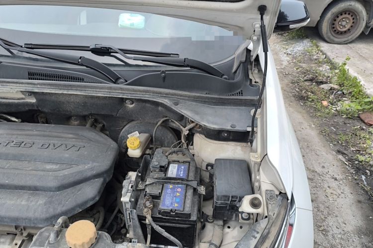 Used Baojun 510 2017 1.5L Automatic Luxury Model Engine Bay Left