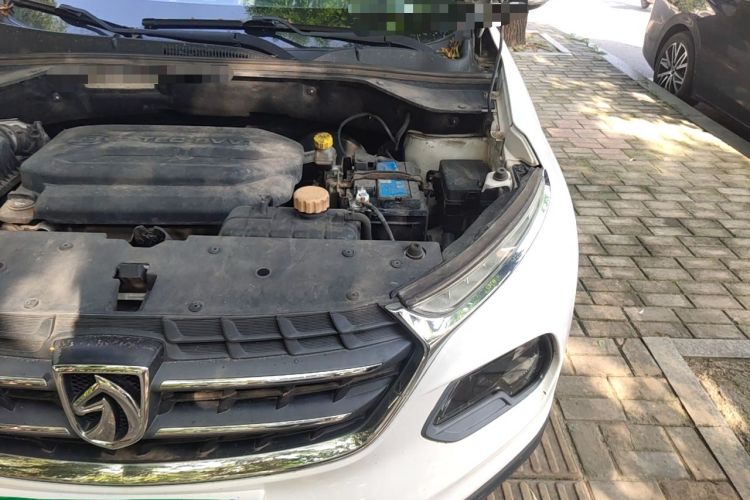 Used Baojun 510 2017 1.5L Manual Luxury Model Engine Bay Left