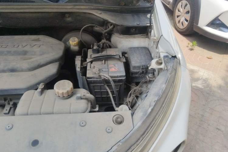 Used Baojun 510 2017 1.5L manual Comfort trim Engine Bay Left