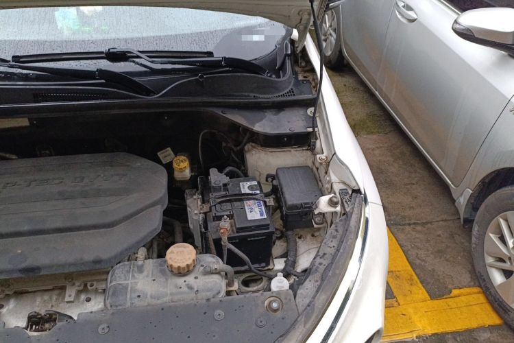 Used Baojun 510 2017 1.5L Manual Luxury Model Engine Bay Left