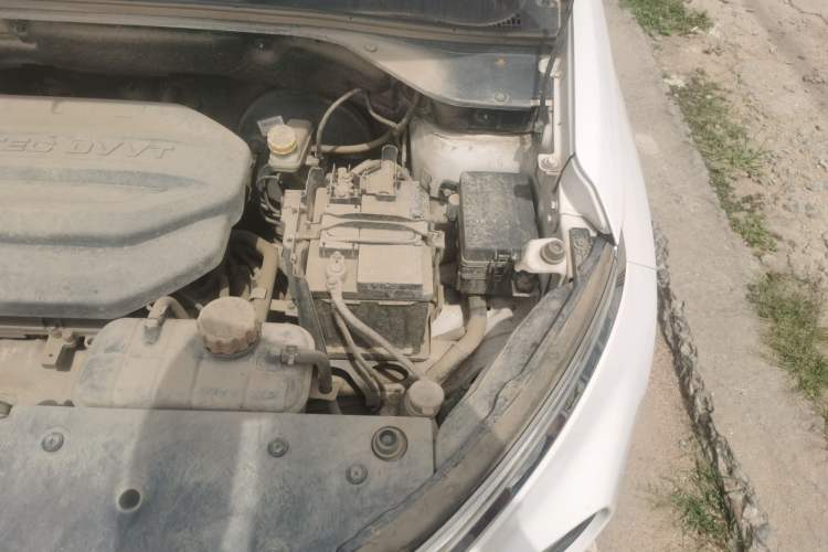 Used Baojun 510 2017 1.5L Manual Luxury Model Engine Bay Left