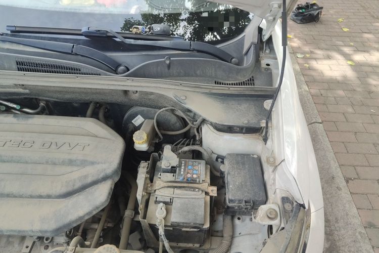 Used Baojun 510 2017 1.5L manual Comfort trim Engine Bay Left
