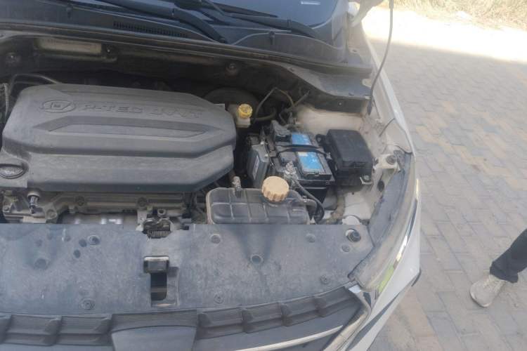 Used Baojun 510 2017 1.5L manual Comfort trim Engine Bay Left